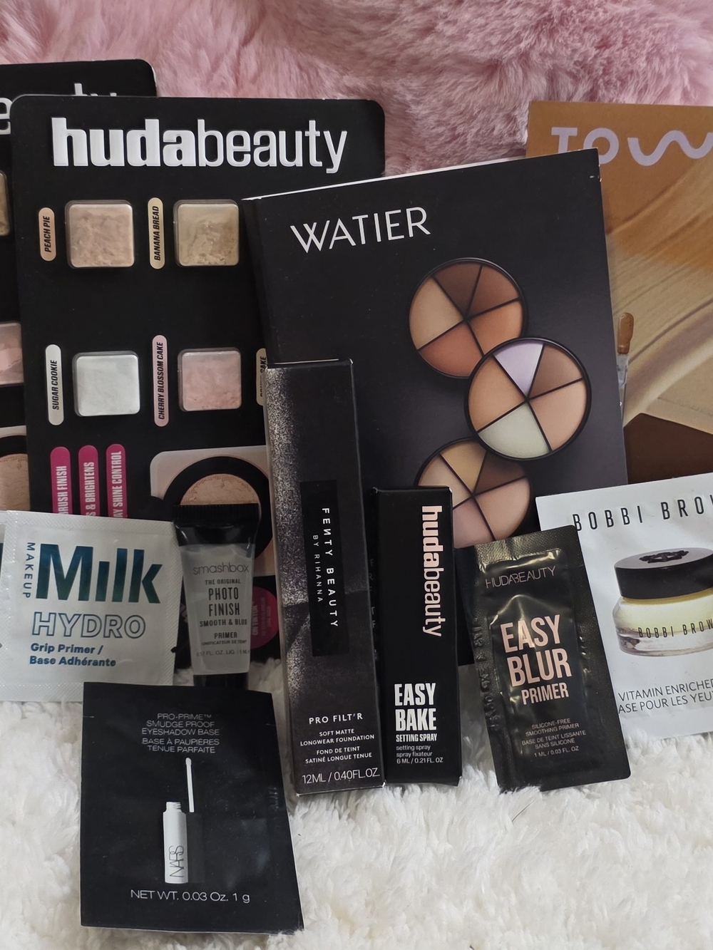 HUDA BEAUTY Primer & Sample Kit
